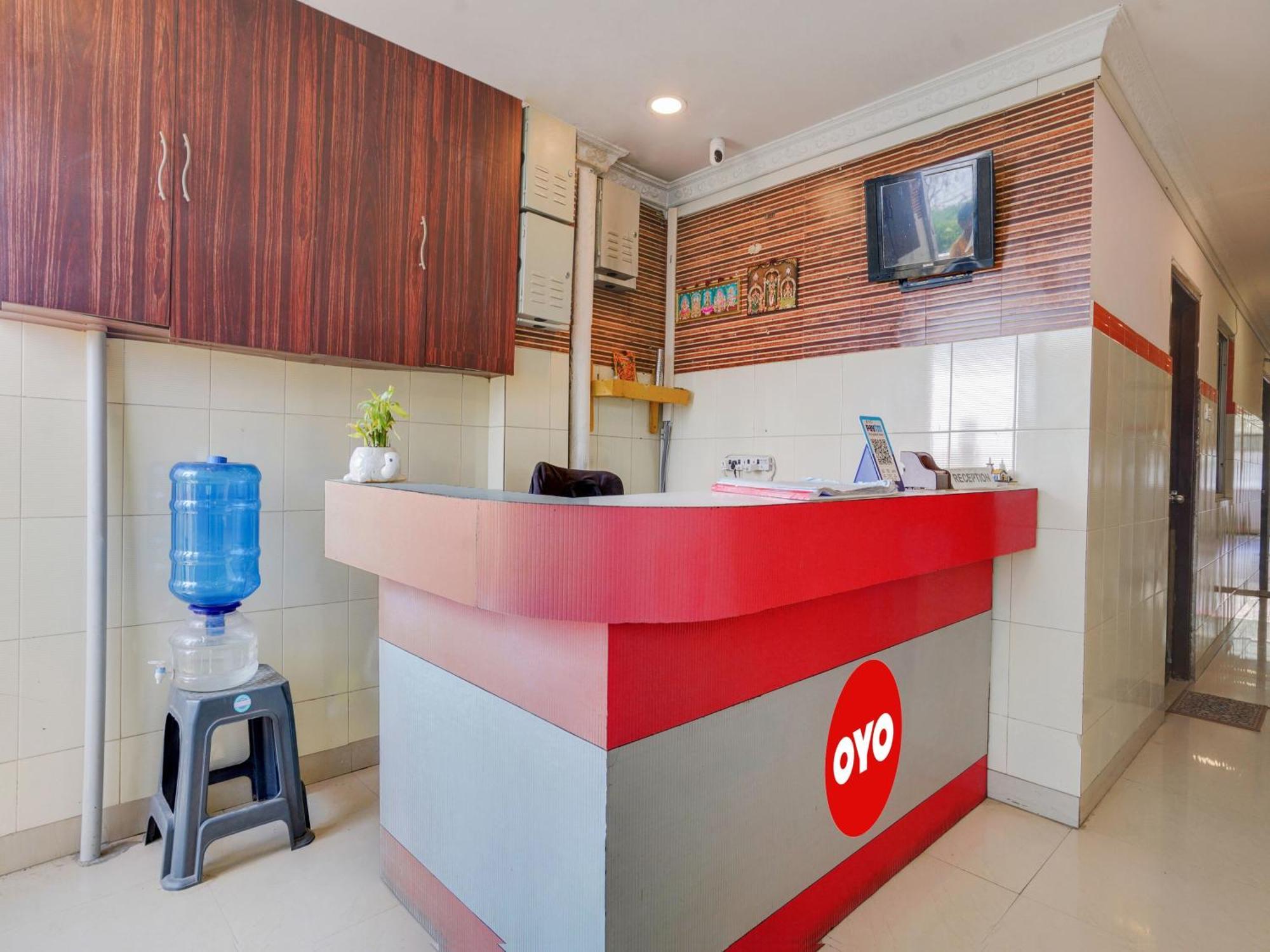 Hotel O Siro Inn Shamshabad Buitenkant foto
