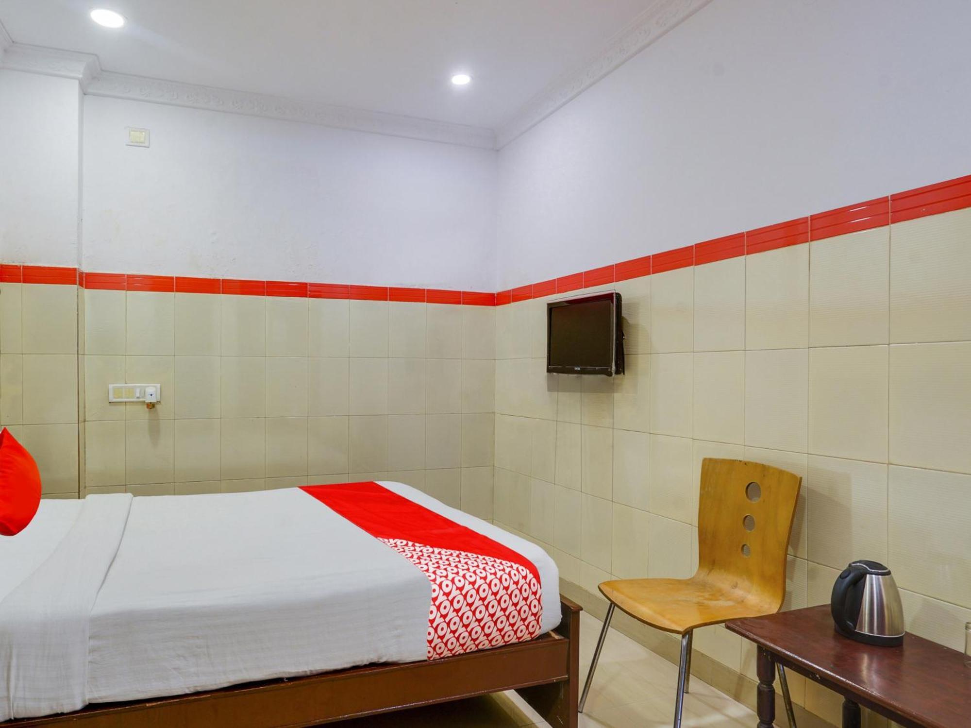 Hotel O Siro Inn Shamshabad Buitenkant foto